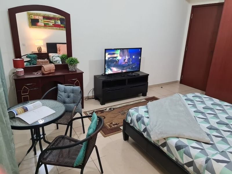 Clean Room available for rent in JBR Dubai. Mainly For Females